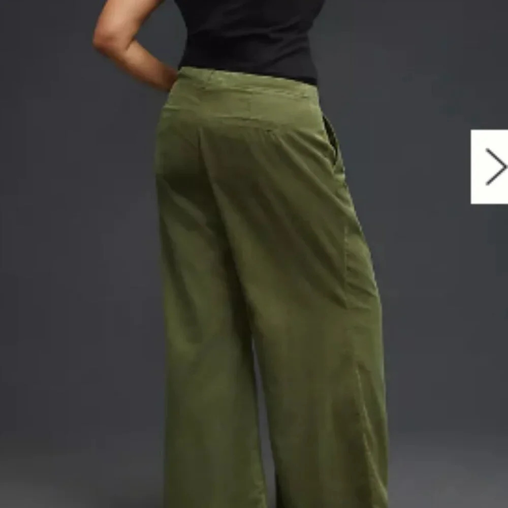 By Anthropologie Retro Vintage  Pleated Wide-Leg Corduroy Trousers Size 32 - Picture 7 of 8